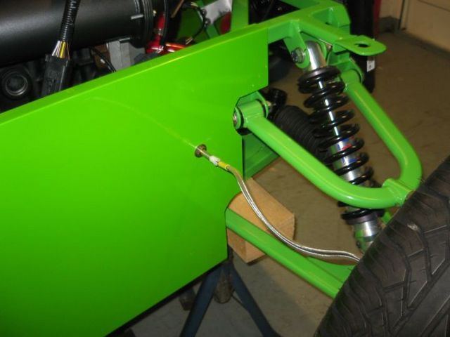 Rescued attachment braided brake pipe fitted 1.jpg
